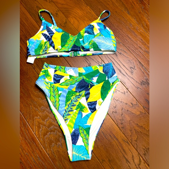 Aerie tropical print bathing suit 🌴 - Picture 1 of 1